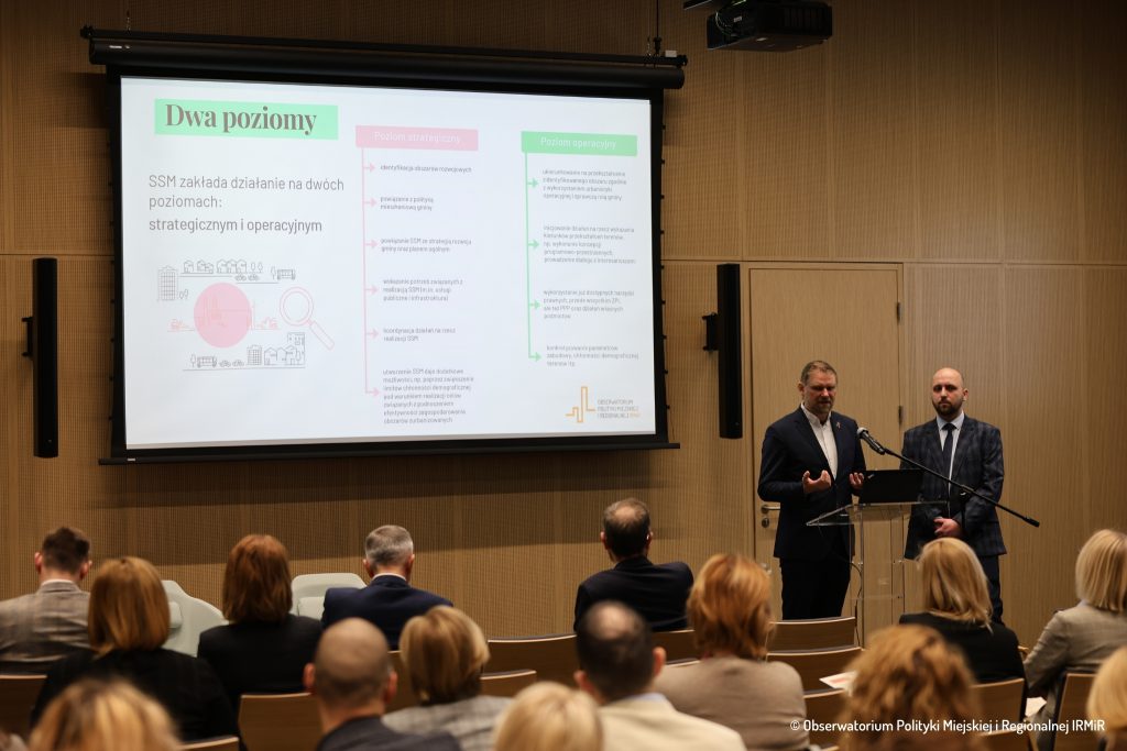 Seminarium „Specjalne strefy mieszkaniowe – od koncepcji do realizacji” - fot. Obserwatorium Polityki Miejskiej i Regionalnej IRMiR (13)