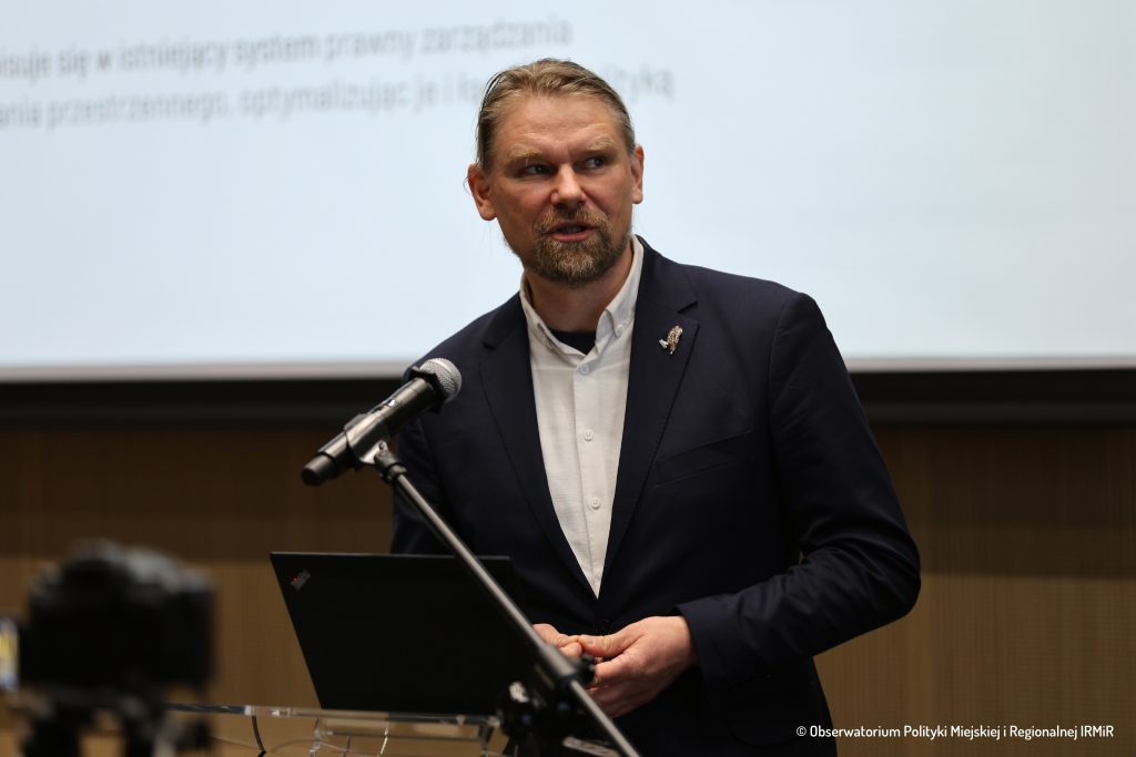 Seminarium „Specjalne strefy mieszkaniowe – od koncepcji do realizacji” - fot. Obserwatorium Polityki Miejskiej i Regionalnej IRMiR (15)